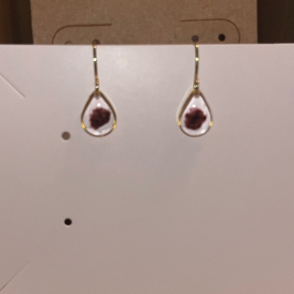 Elegant Teardrop Earrings Set. Two Pairs. - Picture 2 of 10
